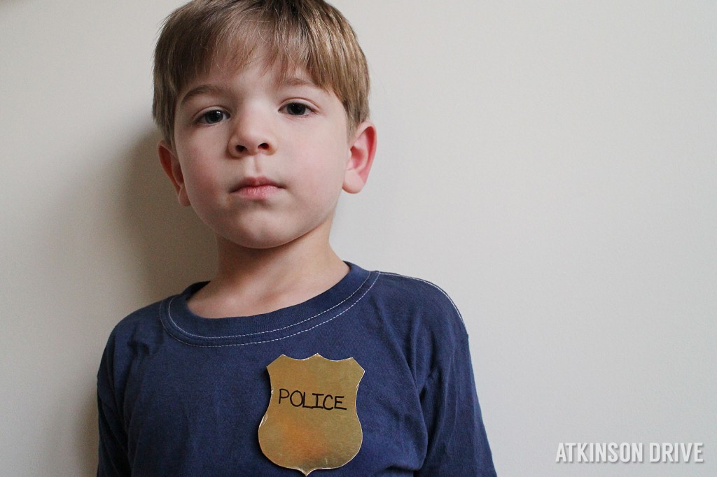 Homemade #Halloween: Police Officer #Costume by Atkinson Drive 